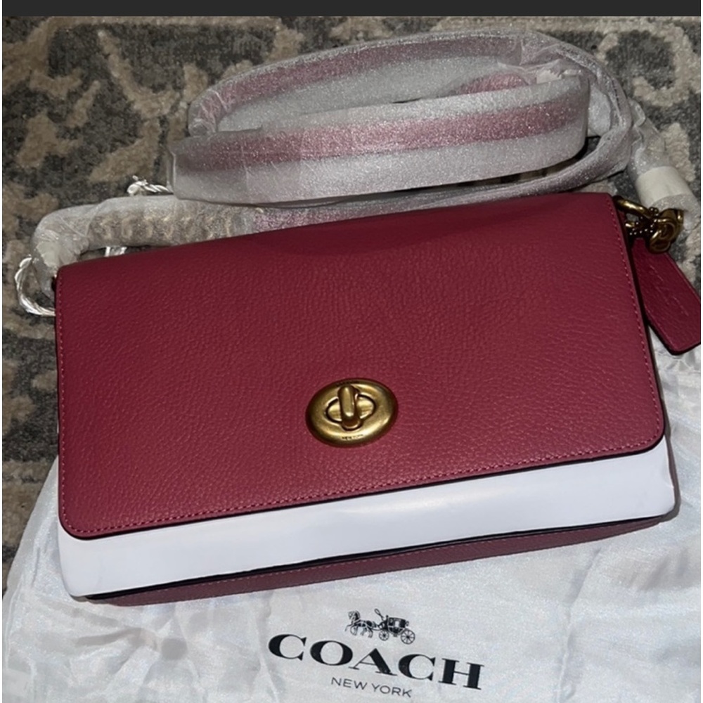 New COACH Crosstown X leather crossbody bag Turnlock flap closure new